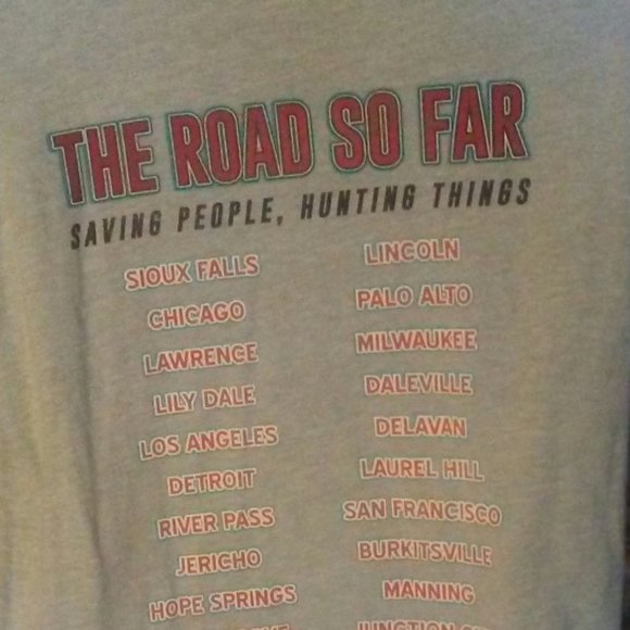 Winchester Brothers tour tee from Supernatural - size medium - Picture 5 of 8